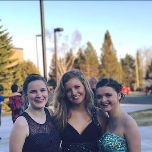 Meet your Posher, Ellen